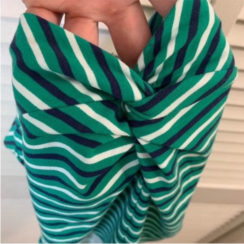 NWT FOREVER 21 S bodysuit striped with twist front - Picture 3 of 4